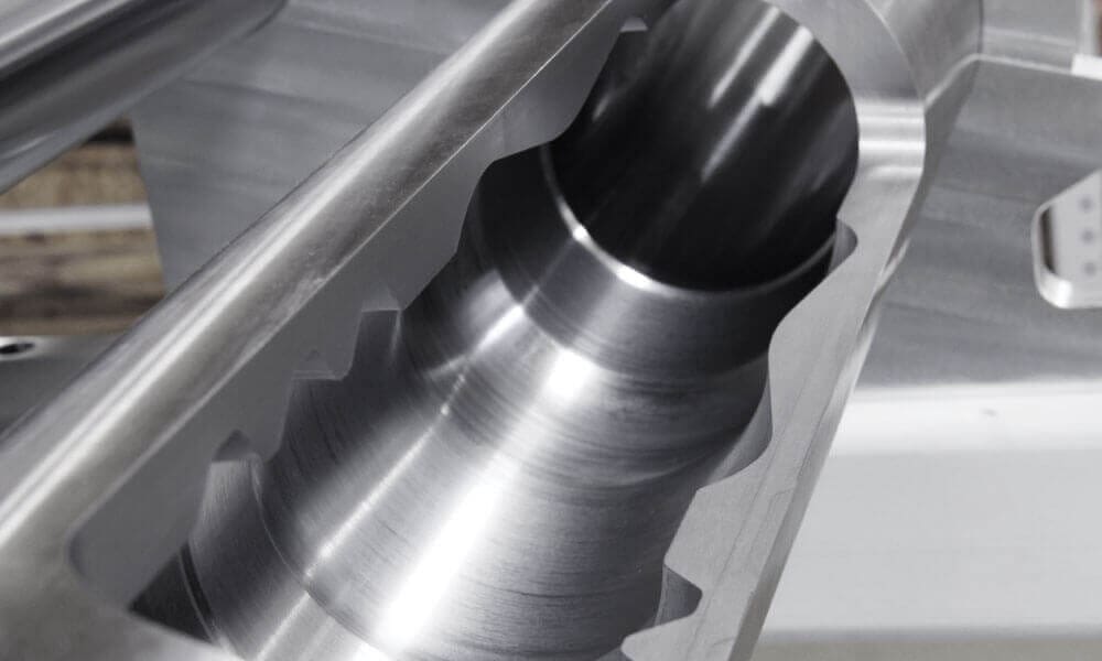 Aerospace Cylinder with Internal Profile